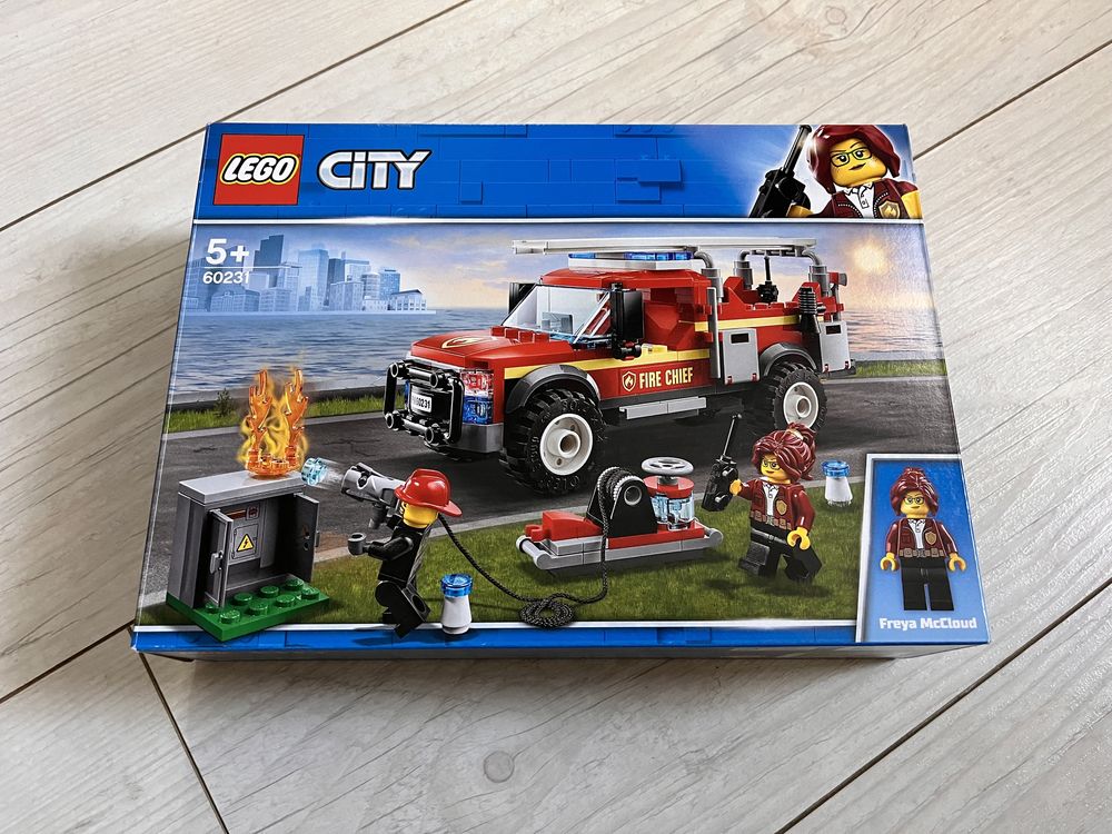 LEGO City 60231 Terenówka komendantki straży pożarna