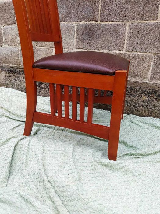 Стул трон, кожа ,дерево орех, времен союза