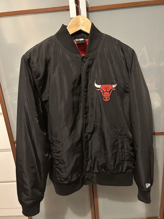 Casaco bomber New Era Chicago Bulls