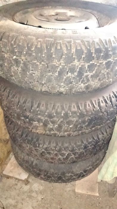 Диски з резиной 205 70 р14  зима
