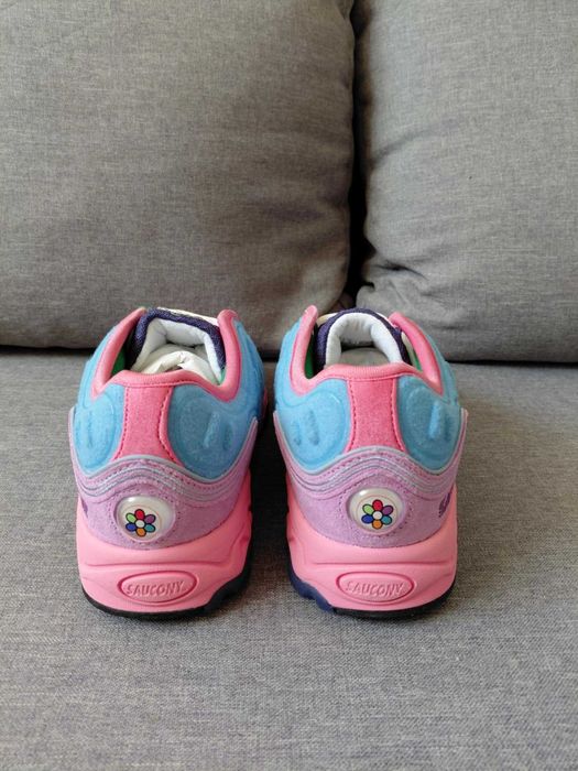 Saucony Matrix Jae Tips No Shoes In The House Blue Pink