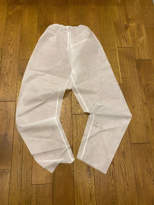 10 kompletów odzieży ochronnej dwuczęściowej XXL/ 3XL remont fartuch