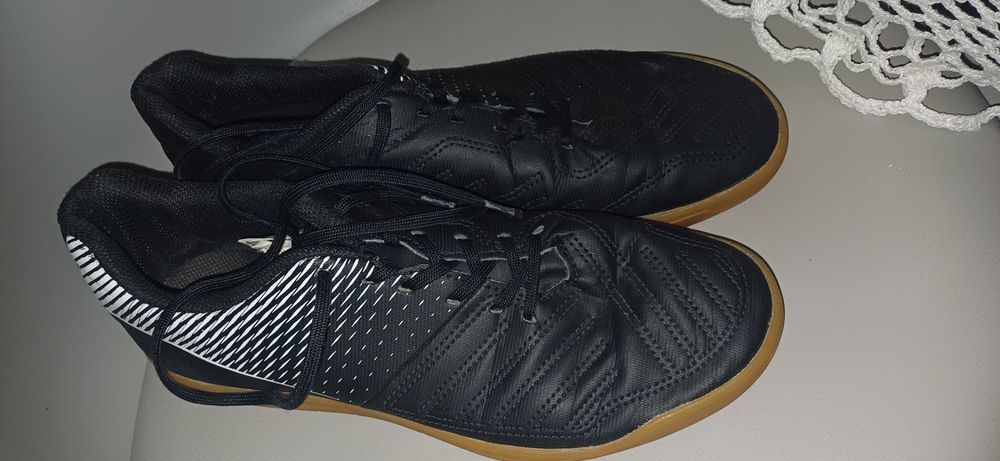 nowe buty decathlon korki r. 41