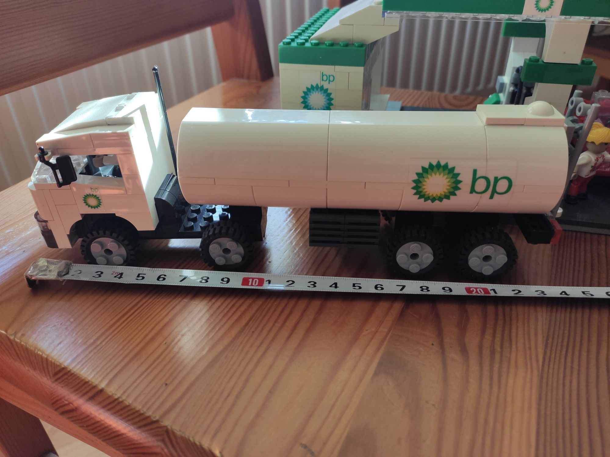 Klocki Cobi stacja paliw BP nr 1973 plus cysterna Edycja limitowana
