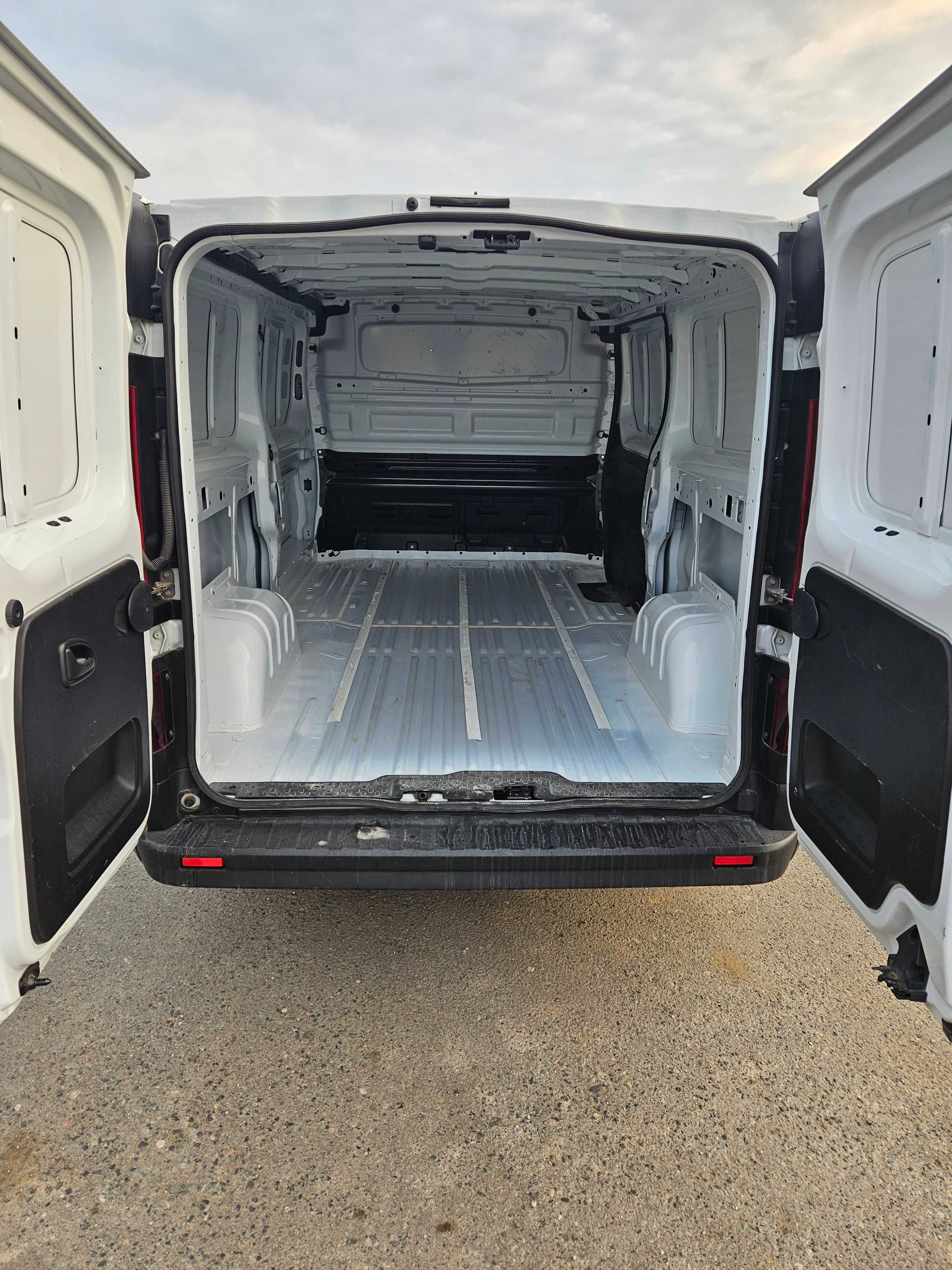 Renault TRAFIC  L2H1 brutto VAT 23%