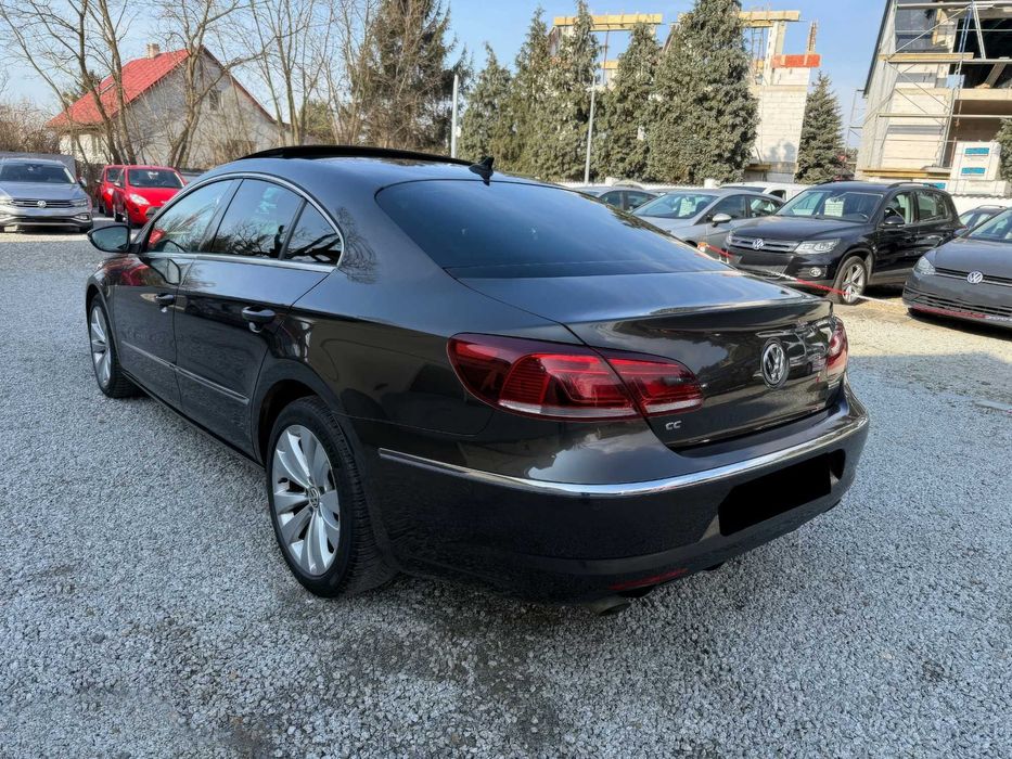 Volkswagen Passat CC      2015