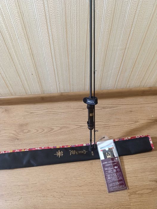 Продам спінінг !