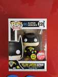 Funko Pop Yellow Lantern Batman GITD Sticker Fugitive Toys