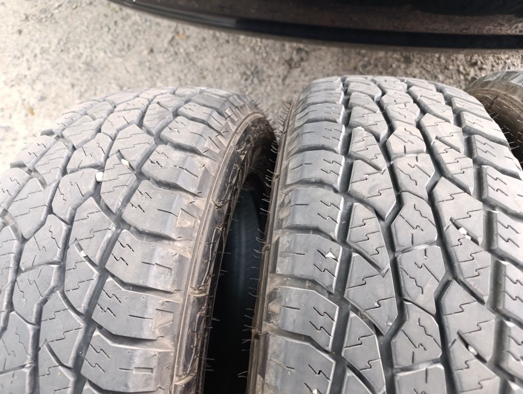 Шины всесезонные 225/65 R17 106T Triangle AgileX AT TR292  как новые