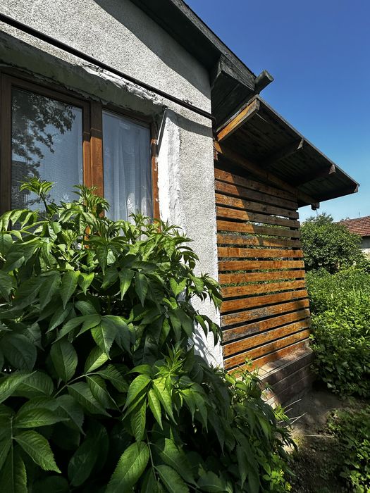 Продаж будинок 80 кв. м  з землею 7 соток м. Жидачів