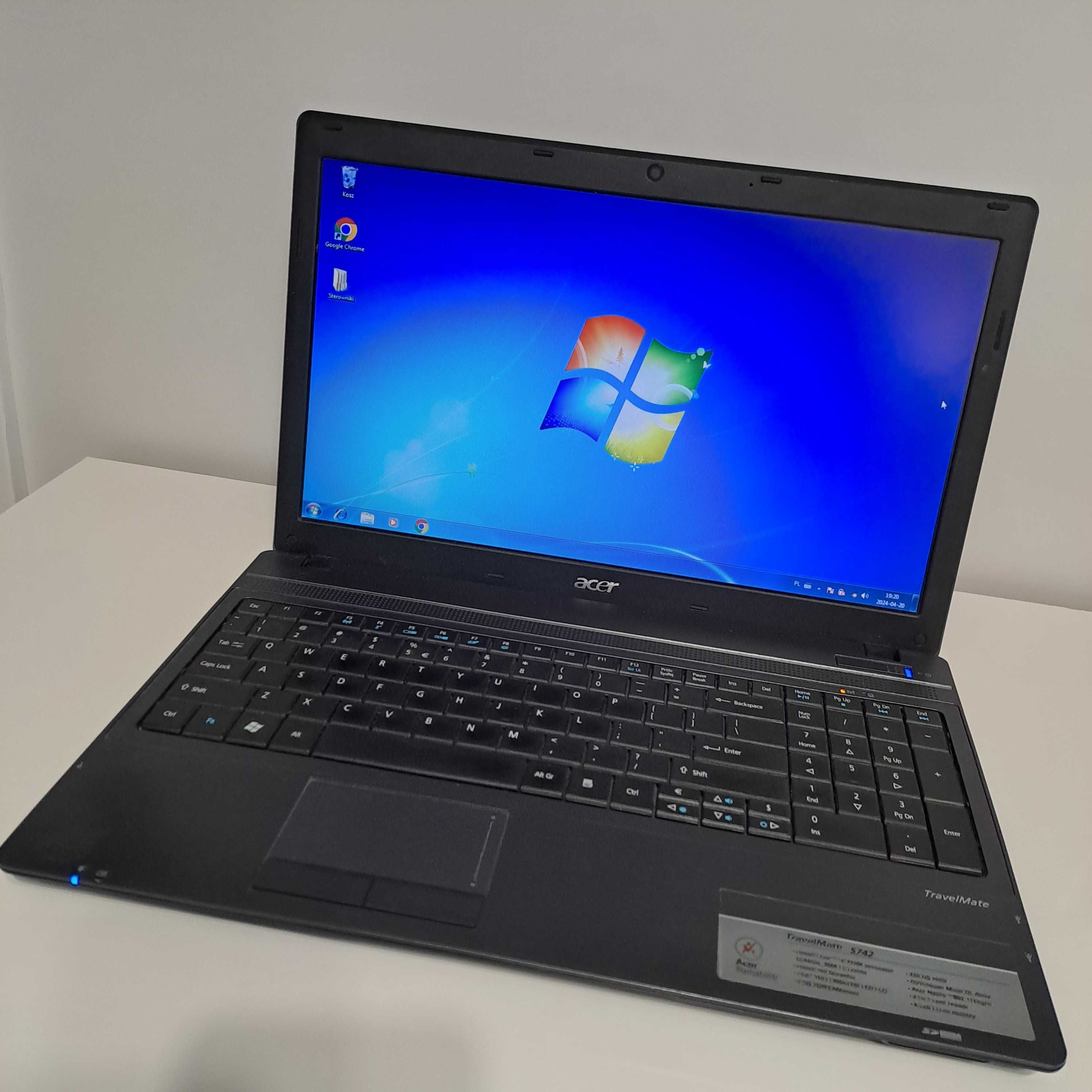 Laptop Acer Travelmate 5742 i3, 15,6", 120GB SSD, 3GB RAM