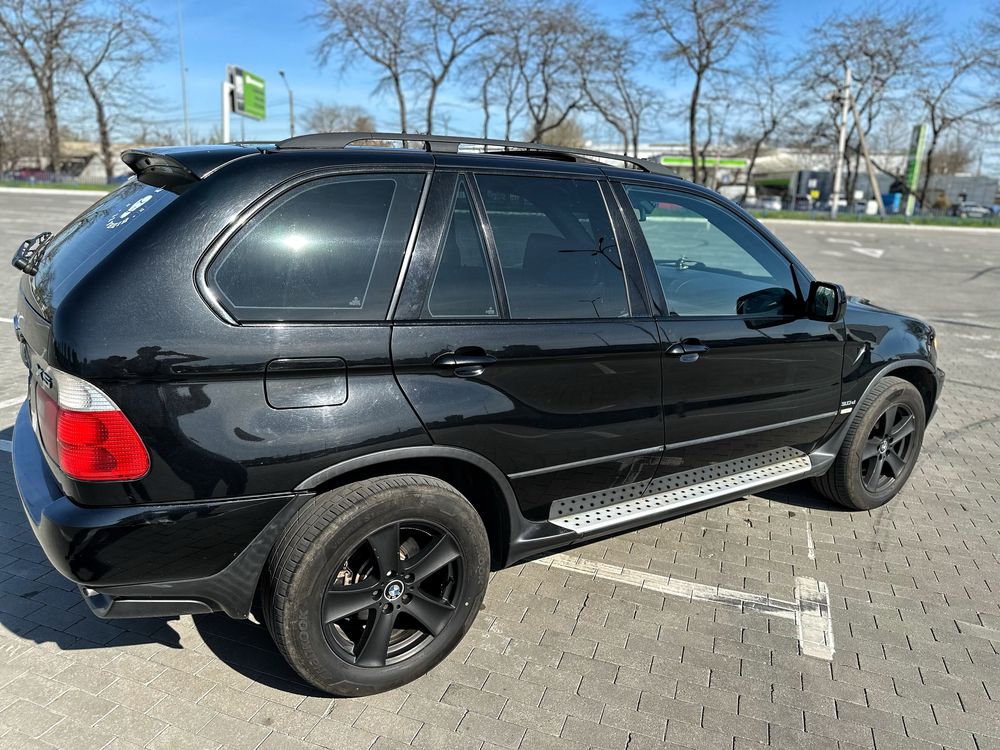 Чудове авто BMW X5