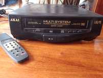 Касетний відеоплеєр AKAI DVD-плеєр