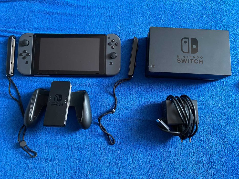Nintendo Switch czarne