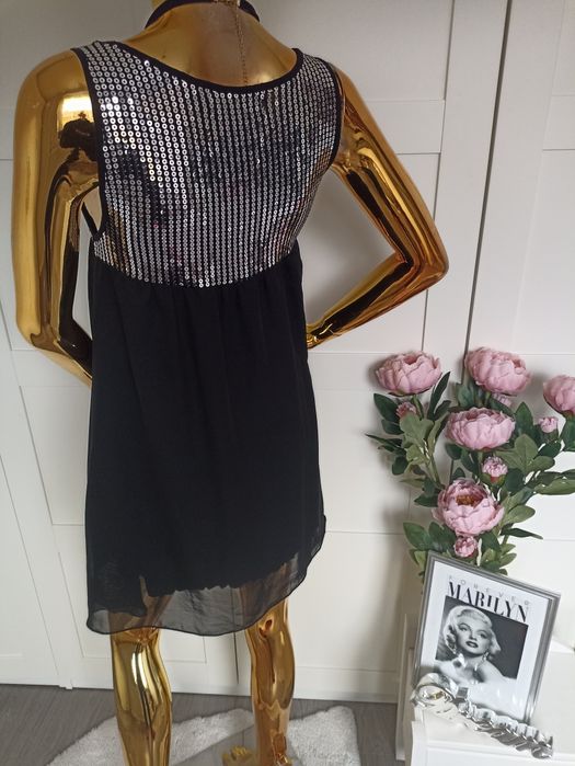 Czarna zwiewna tunika z cekinami Vero Moda R.M/38