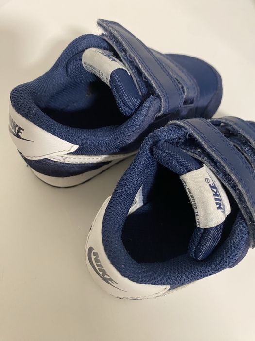 Tenis nike. Numero 22