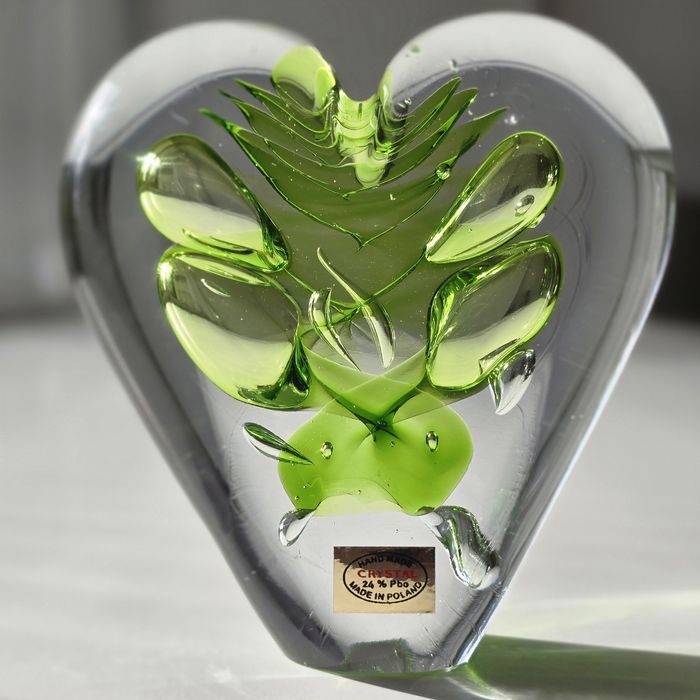 Przycisk do papieru, szklane serce, Marian Pyrcak. Jak Adam Jabłoński