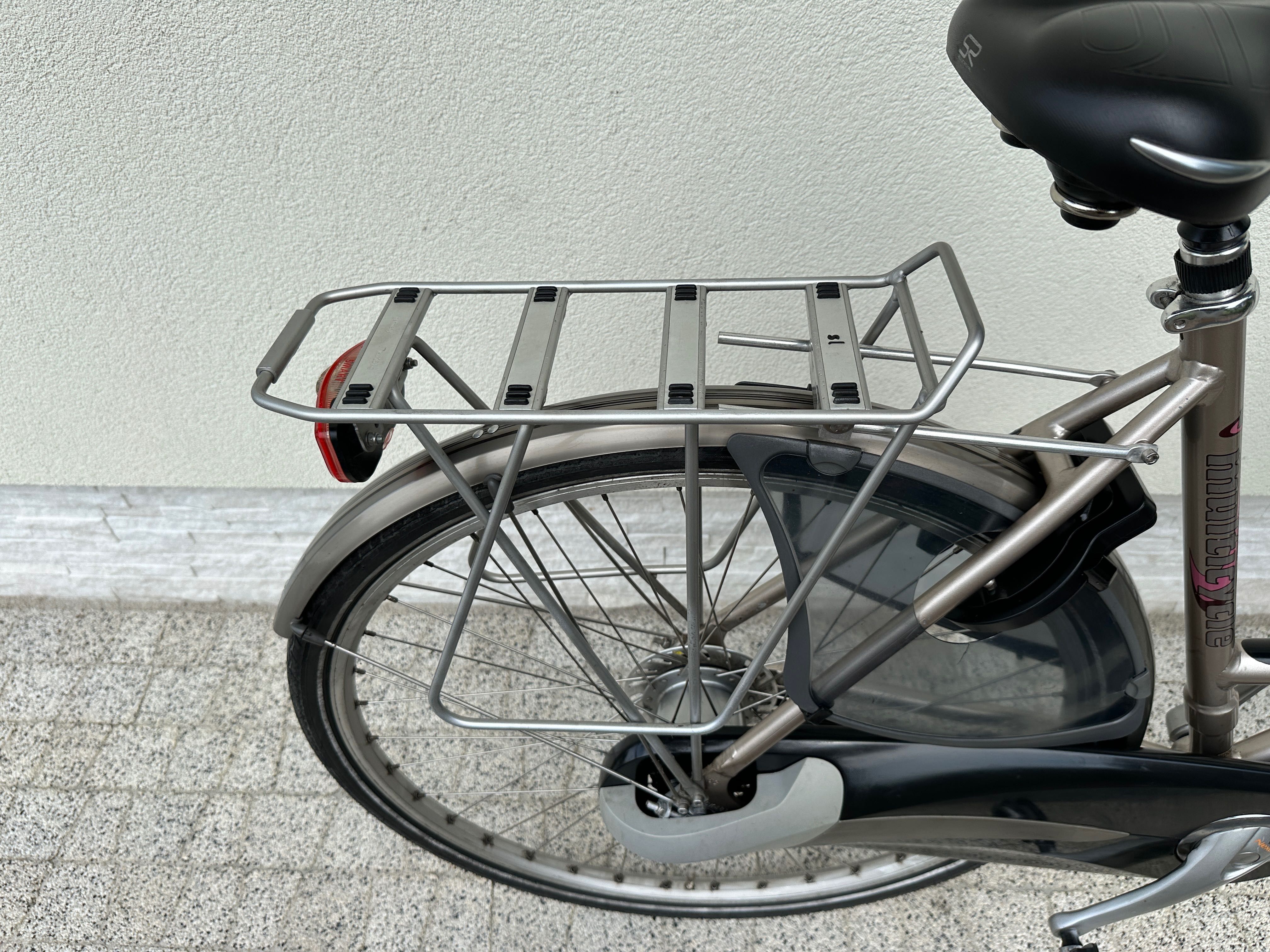 Rower MULTICYCLE - koła 28, aluminiowy, Nexus 8 biegów, 2 x amor RST