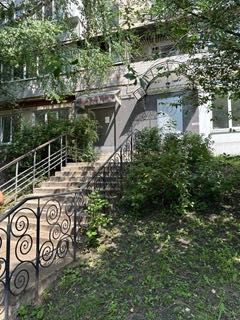 Оренда, комерція, центр  , фасад, окремий вхід , 138 м2 , 7 кабінетів