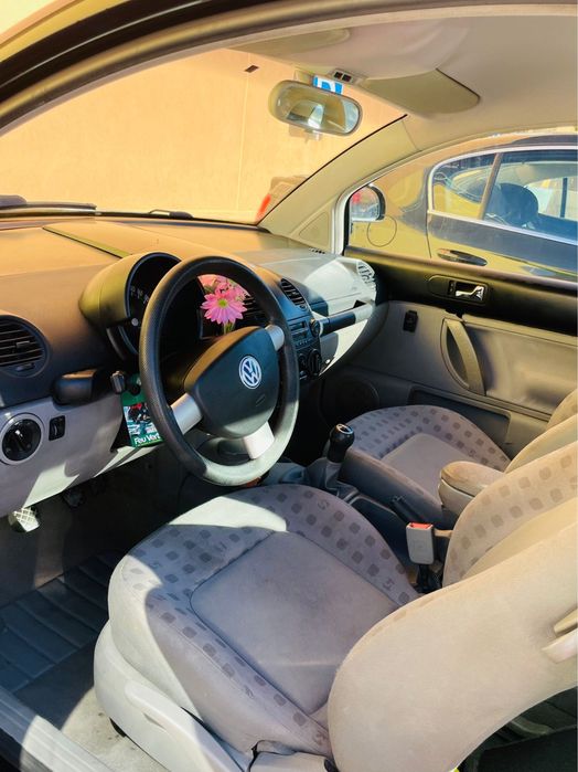 VW New beetle 1.6 2000, em bom estado