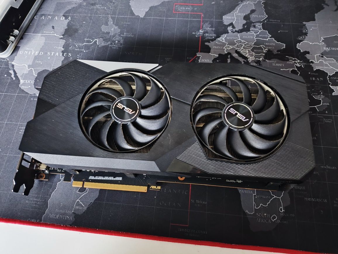 ASUS Dual Radeon RX 6700 XT 12 gb DDR6