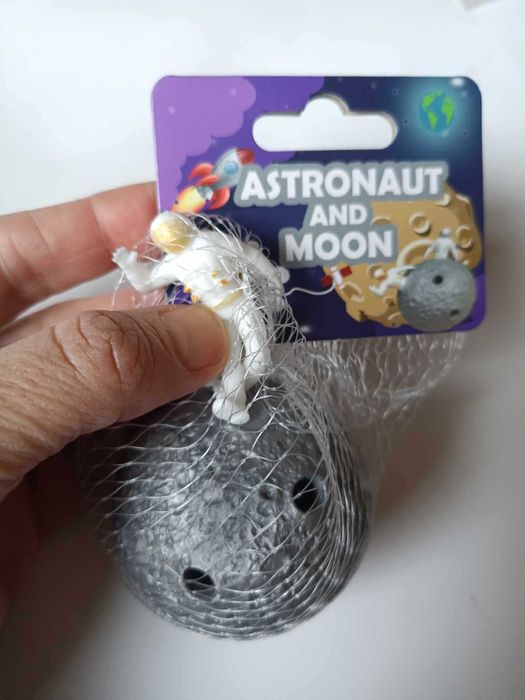 Astronauta i księżyc Gniotek sensoryczny antystresowy