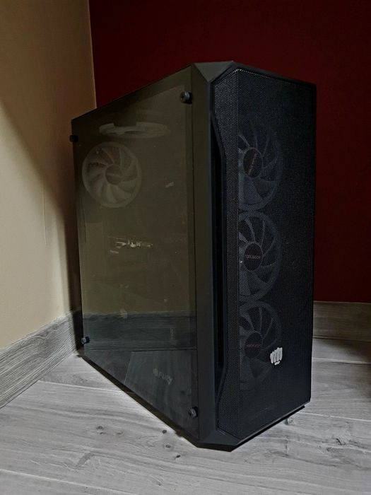 Komputer I5 10600K, RX6600XT, 32GB RAM - klawiatura, mysz, monitor