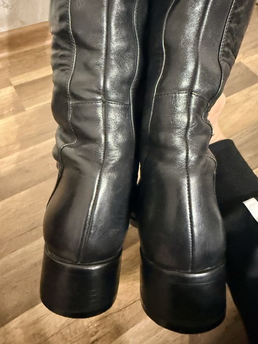 Кожані жіночі демісезонні сапоги