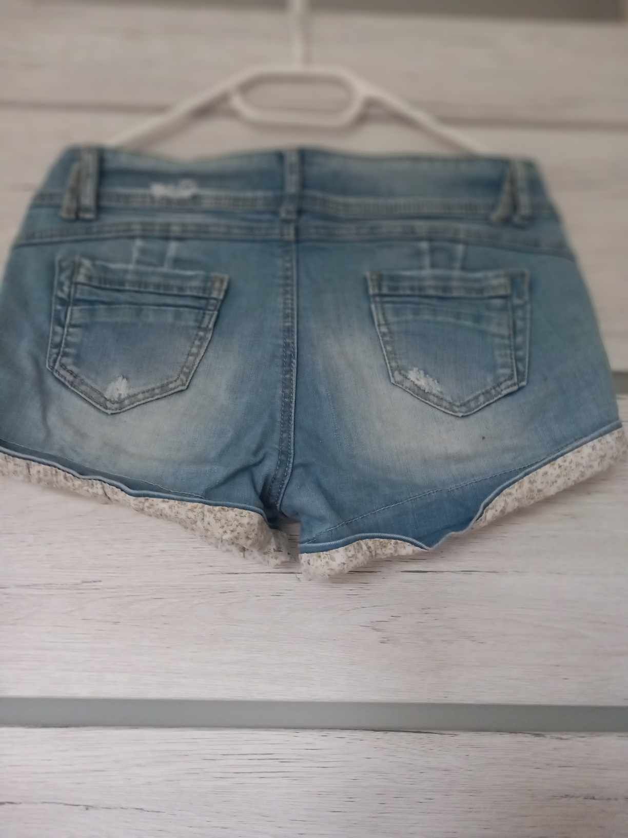 Spodenki szorty jeansowe dżinsowe Dromedar