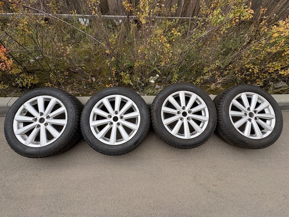Колеса зимові диски резина Toyota Camry 215/55 r17