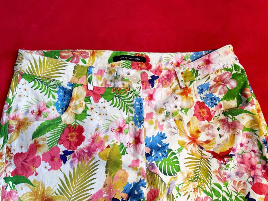 Spodnie damskie letnie, wzór w kwiaty, rozm. L/XL, Sara Lindholm