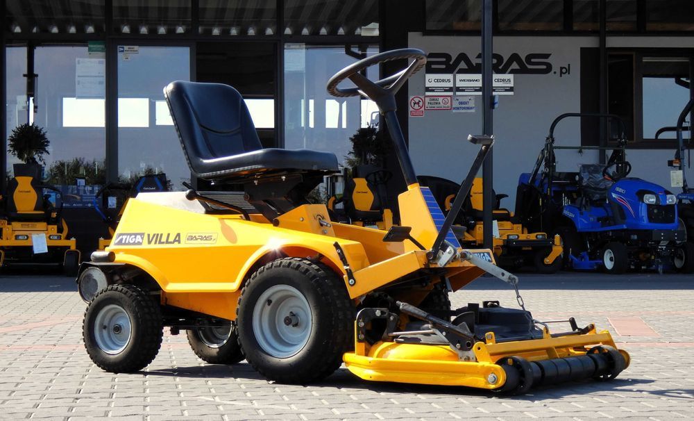 Traktorek kosiarka Stiga Villa Briggs&Stratton (200802.5) - Baras