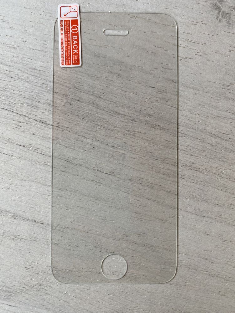 Стекло на iPhone 5S  и 6S