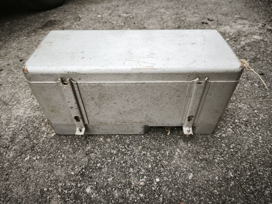 Військовий радіоприймач Р-113. Не розбирав. На роботу не перевіряв.