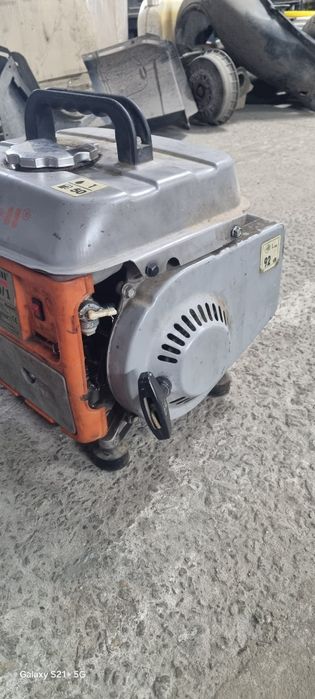 Бензиновый генератор