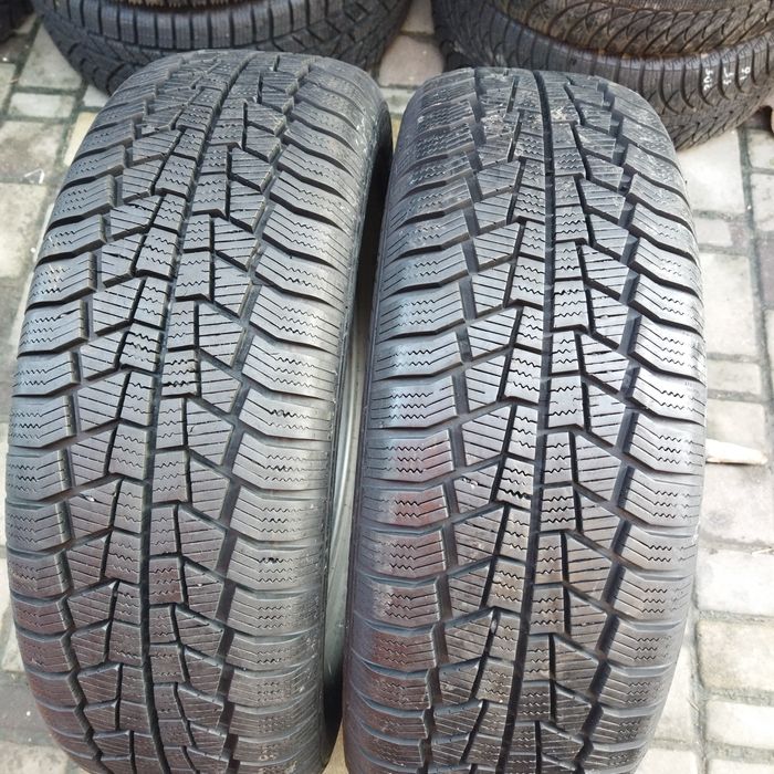 Продам зимову резину 205/60/16