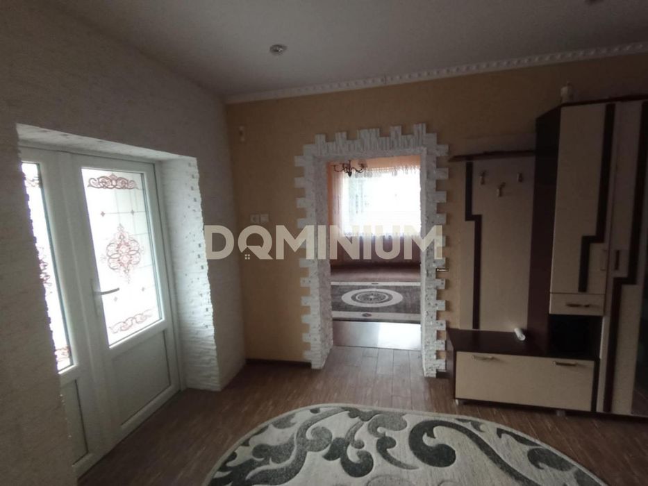 Доглянутий будинок з ремонтом, с. Неветленфолу