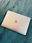 MacBook Pro 13″ z Touch Barem (srebrny)