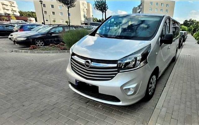 Opel Vivaro 2017r. Użytkowany prywanie !! Stan BDB.