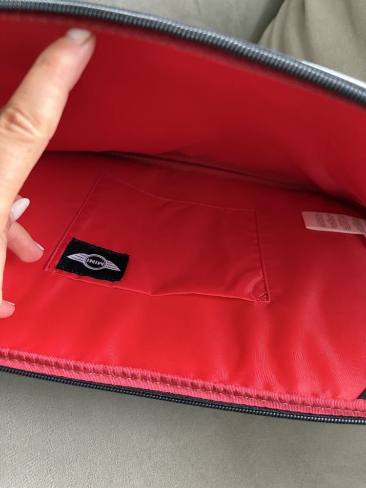 Mini torba na laptopa