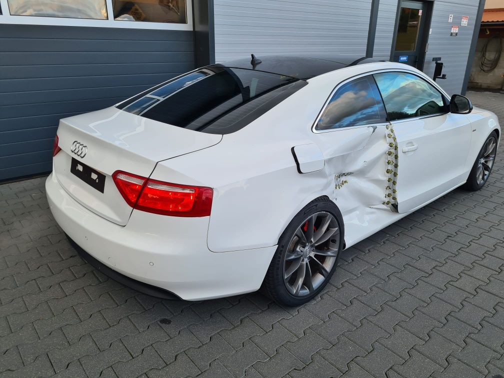 Audi a5 coupe 2.0 tfsi s-line