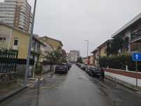 Moradia Andar moradia T3 sotão centro(escola desterro) a 200m da praia