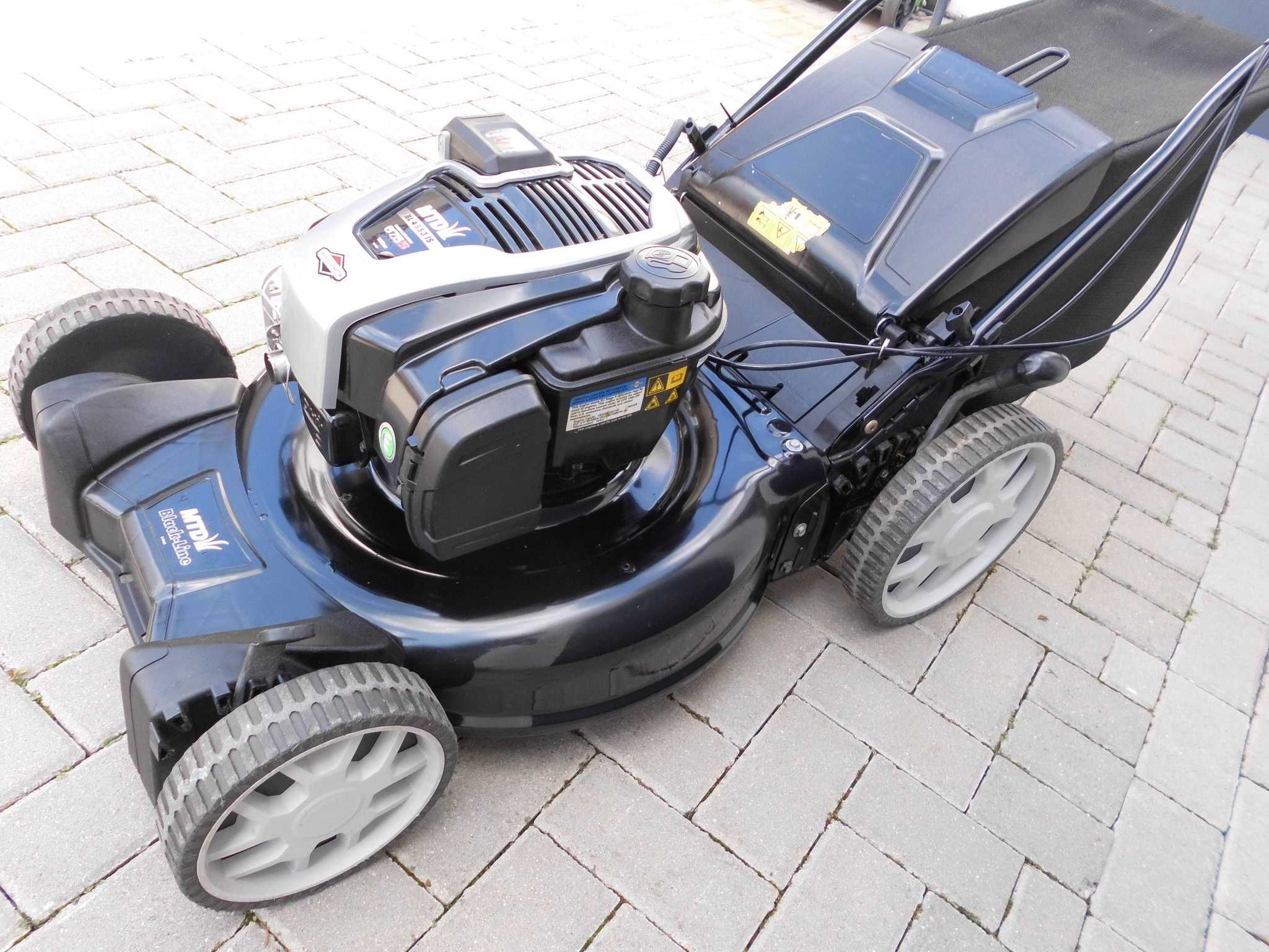 Kosiarka spalinowa MTD Black  53 - instart