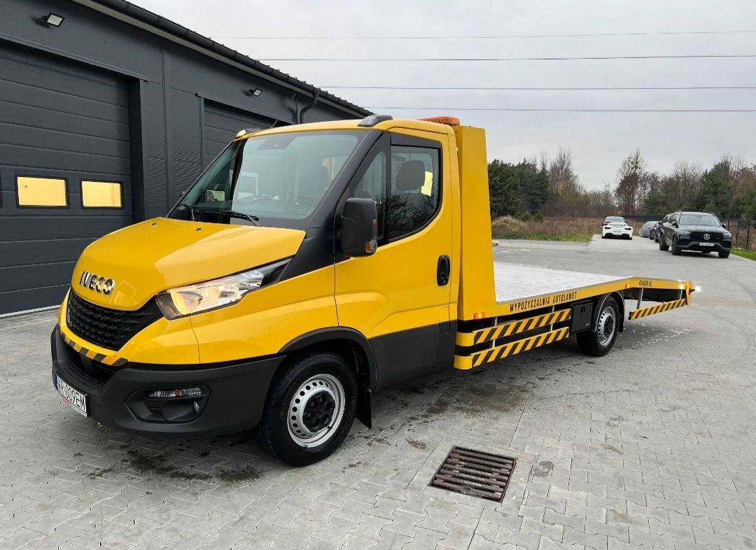 Wynajem/Wypożyczalnia  AutoLaweta Najazd Radom Iveco Daily 3.0D 180 km