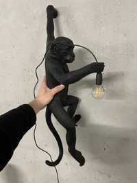 Lampa ścienna MONKEY HANGING - RIGHT czarny