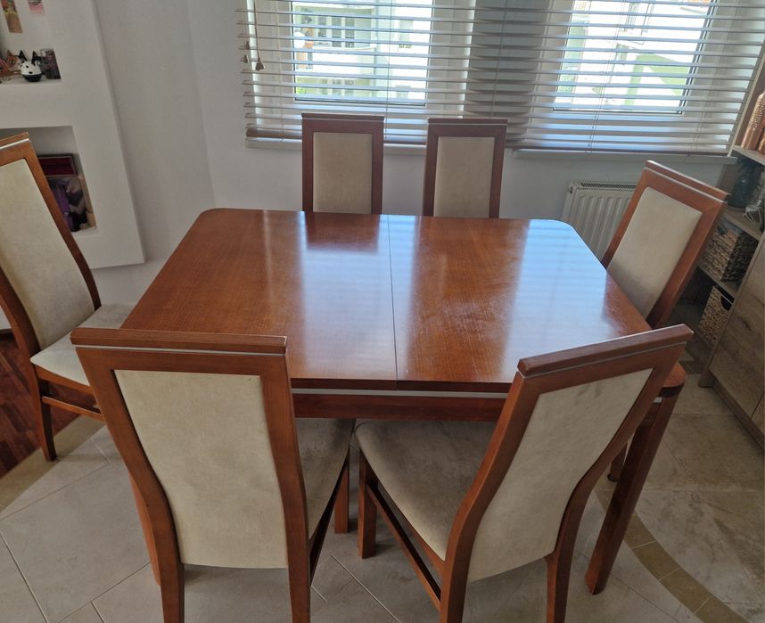 Stół i 6 krzeseł, Klose