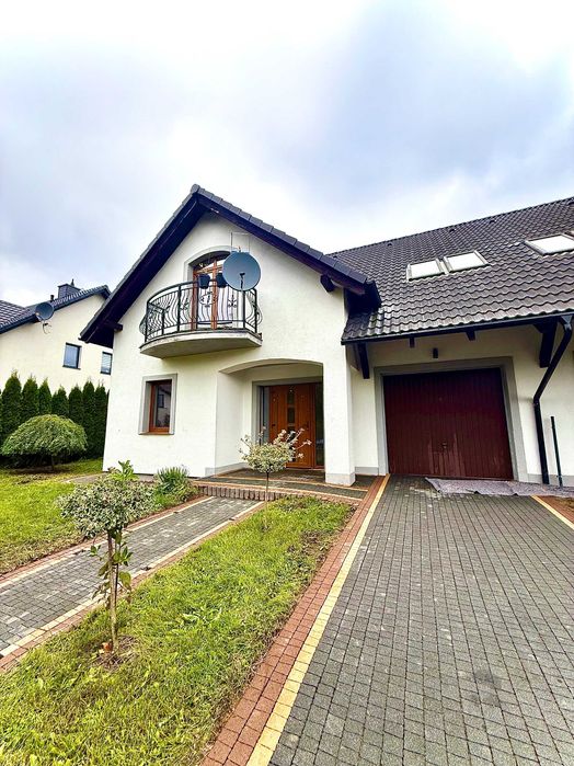Dom GOTOWY do ZAMIESZKANIA-Komfortowy układ z GARAŻEM i OGRODEM-154 m2