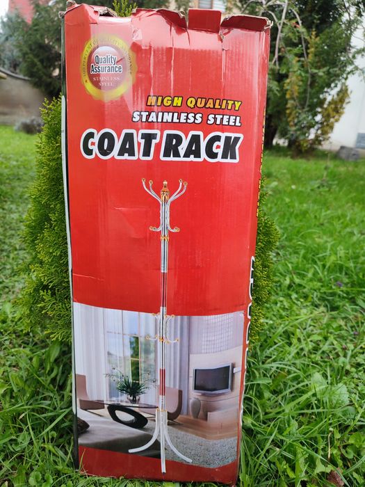 Стильна вішолка для верхньої одежиодежи