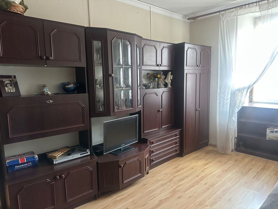 Regal segment do salonu plus szafki gratis
