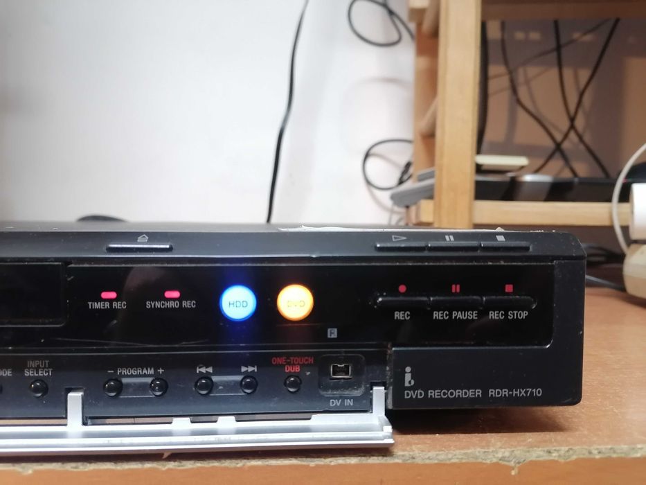 Nagrywarka Sony RDR-HX710